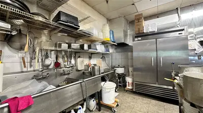 Established South Florida Restaurant with a Loyal Following