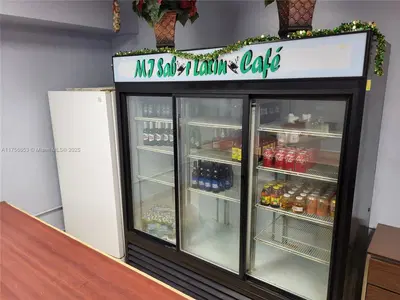 Established Cafeteria with Turnkey Operations