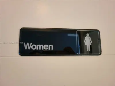 Established Cafeteria with Turnkey Operations