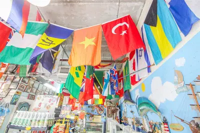 Established Specialty Food Store with Loyal Customer Base