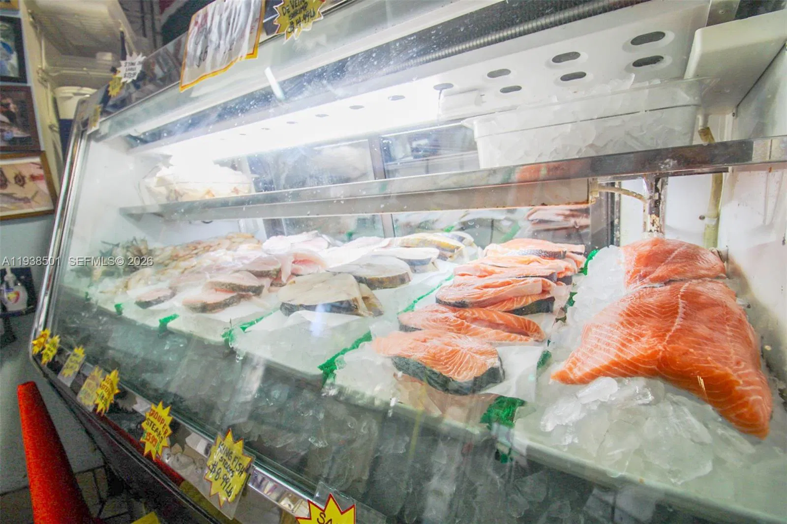 Established Specialty Food Store with Loyal Customer Base