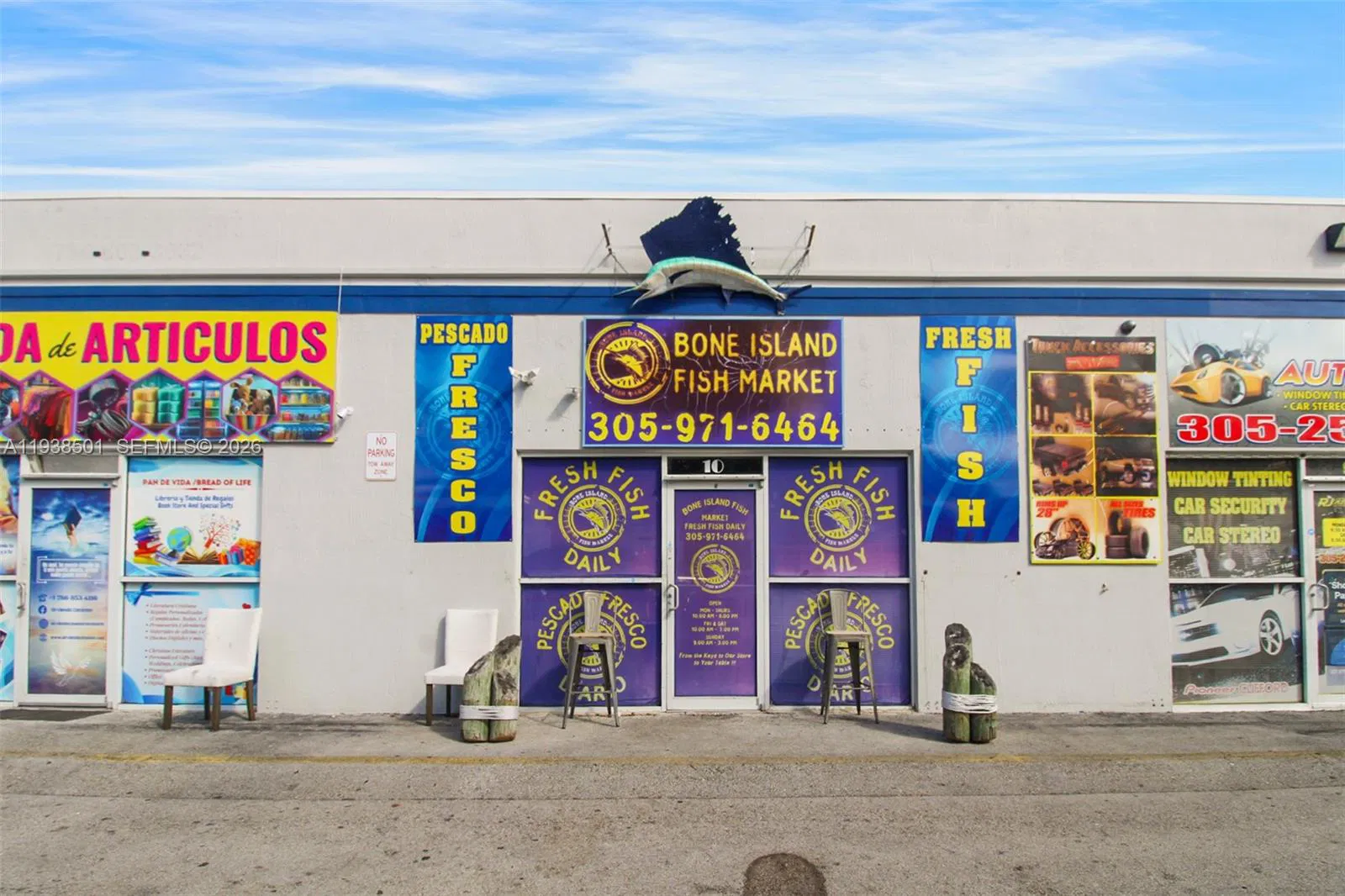 Established Specialty Food Store with Loyal Customer Base