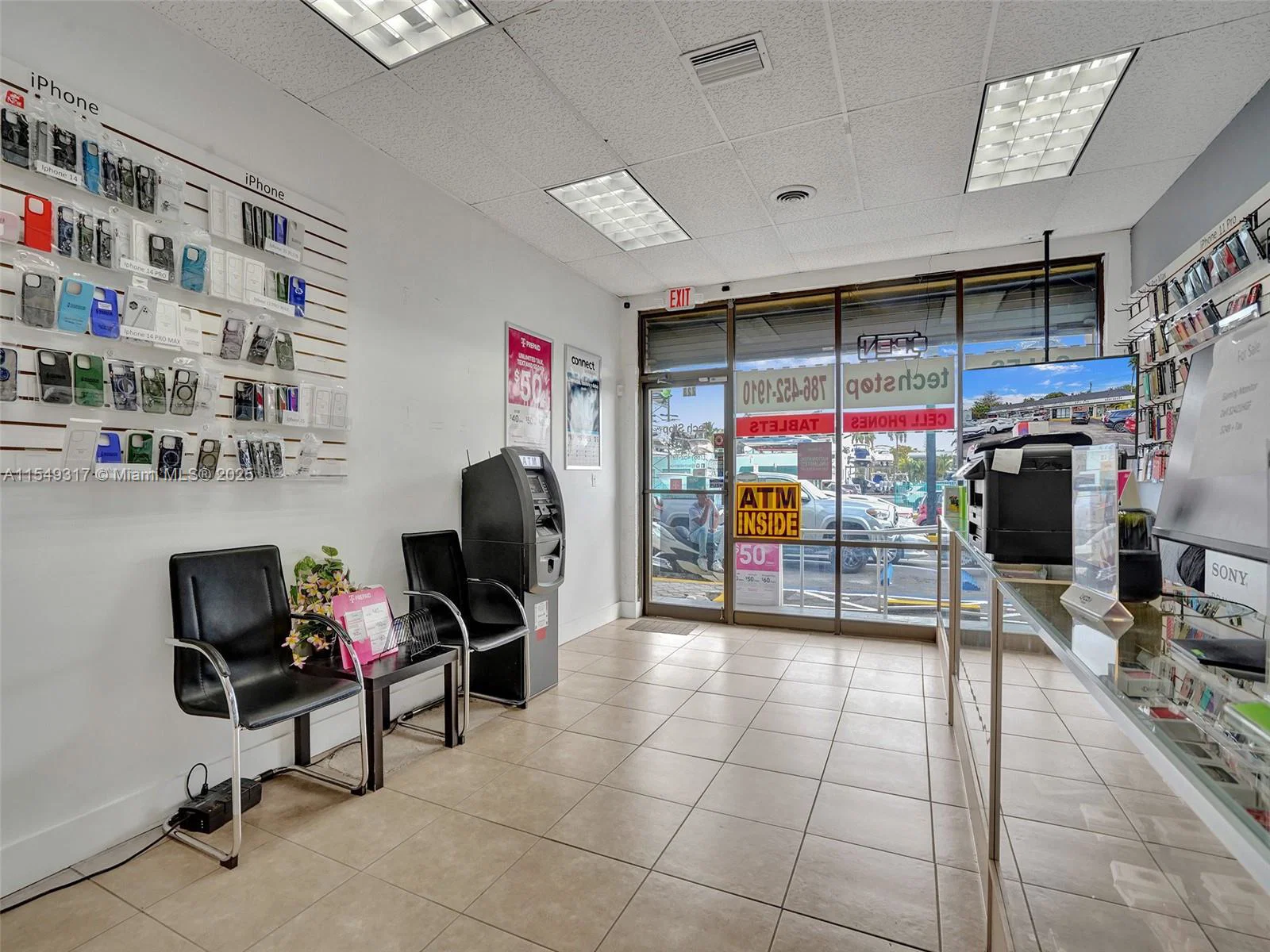 Thriving Electronics Repair Shop with Strong Local Presence