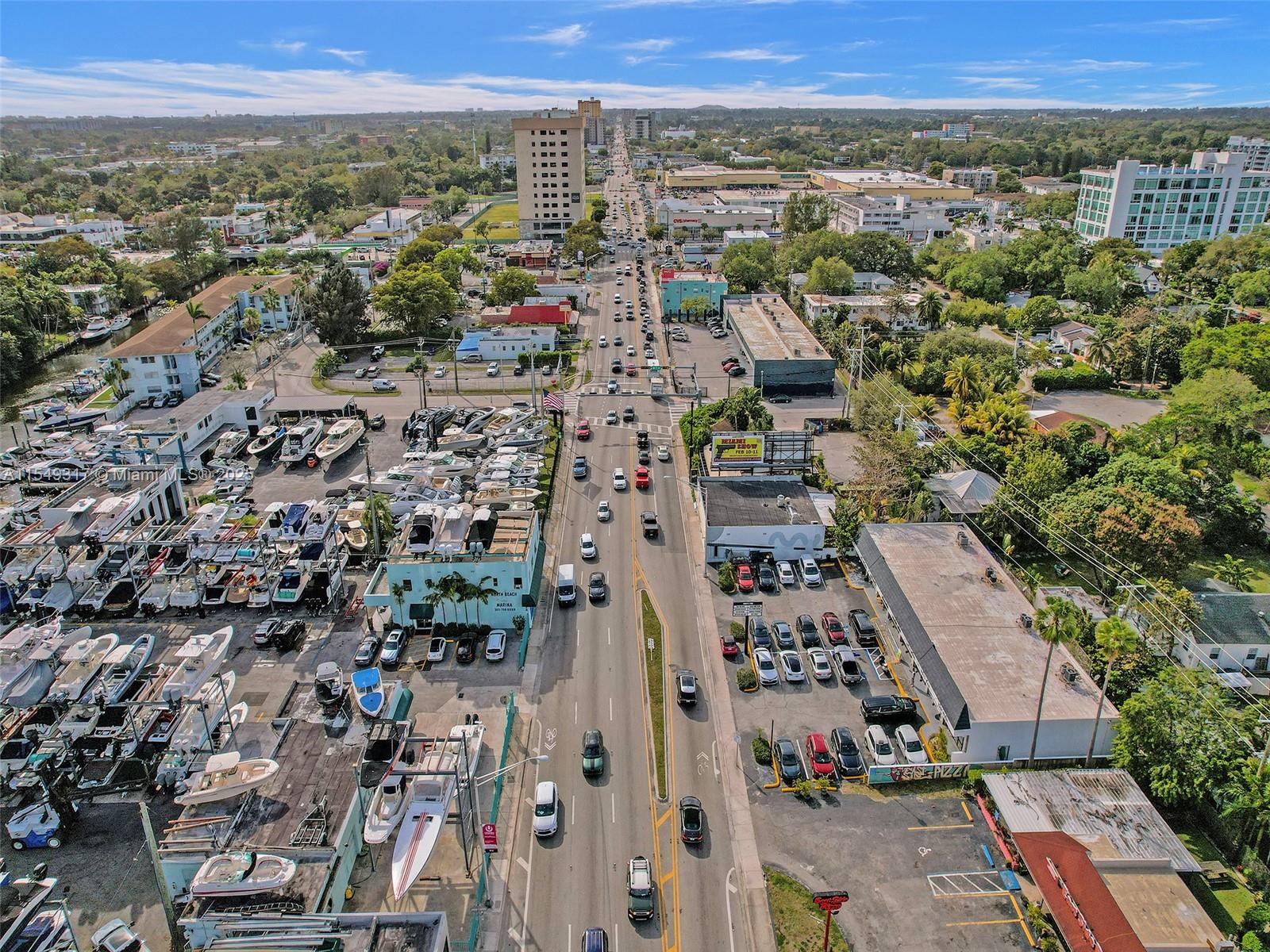 Thriving Electronics Repair Shop with Strong Local Presence