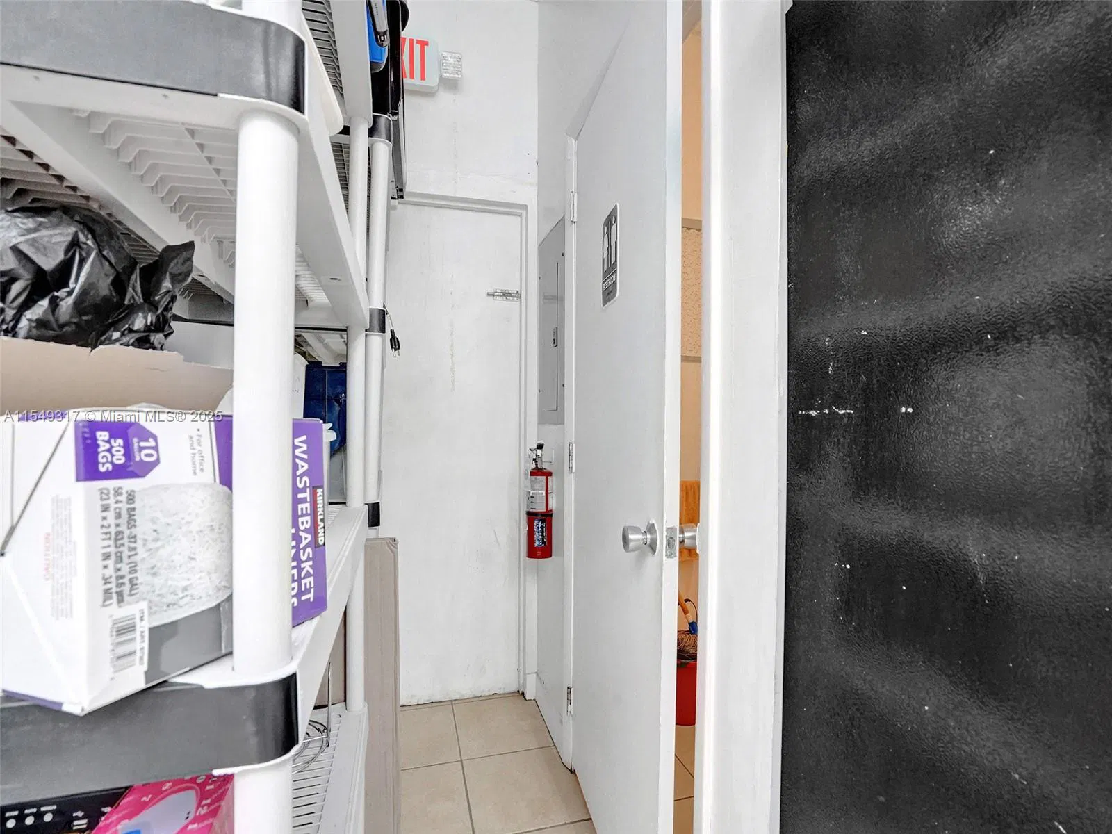 Thriving Electronics Repair Shop with Strong Local Presence