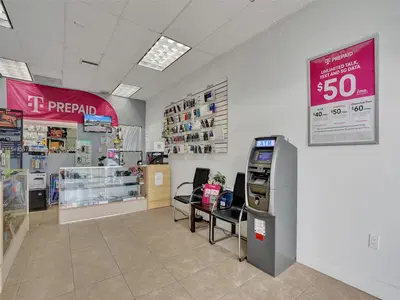 Thriving Electronics Repair Shop with Strong Local Presence