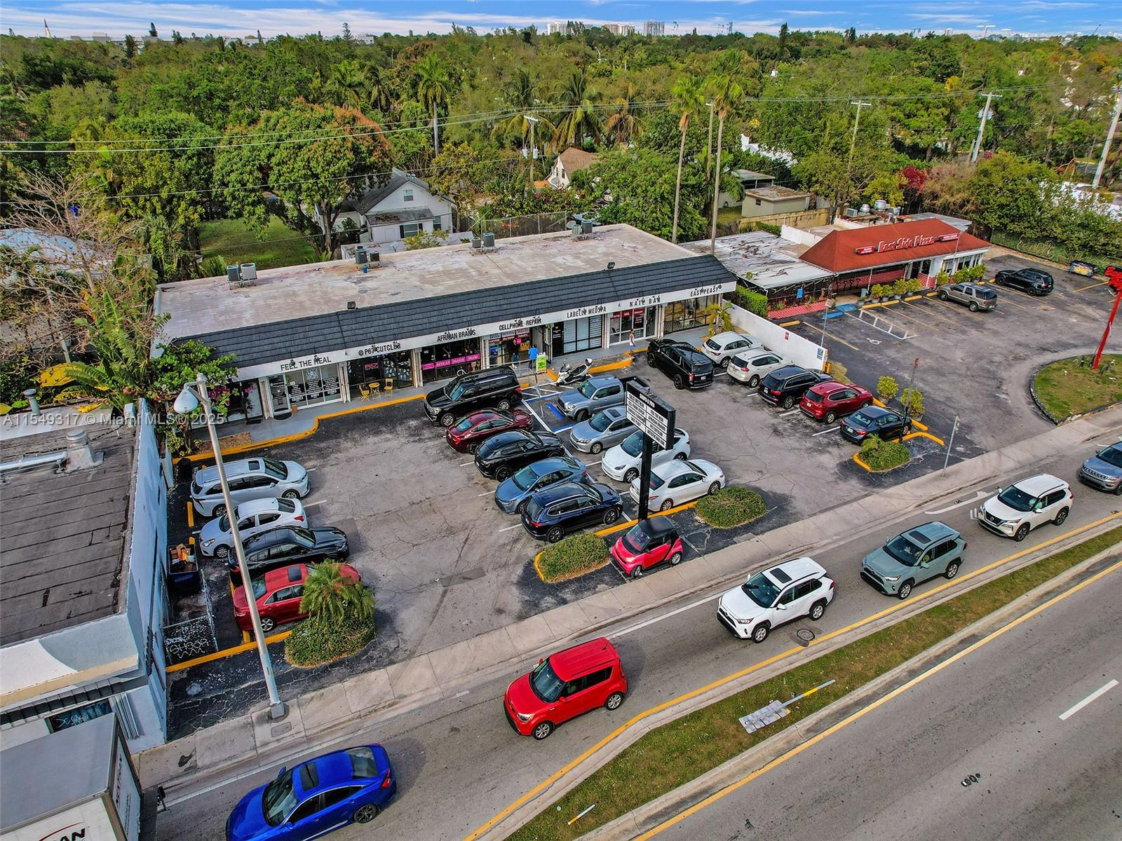 Thriving Electronics Repair Shop with Strong Local Presence