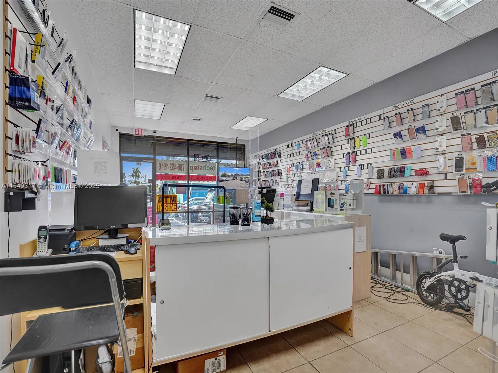 Thriving Electronics Repair Shop with Strong Local Presence