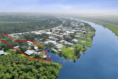 Established RV Park  Lodge with Diversified Income Streams