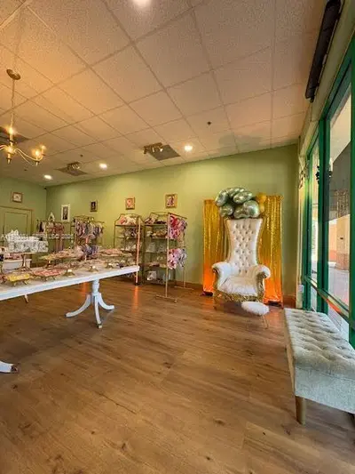 Established Pet Grooming Business with Strong Community Presence