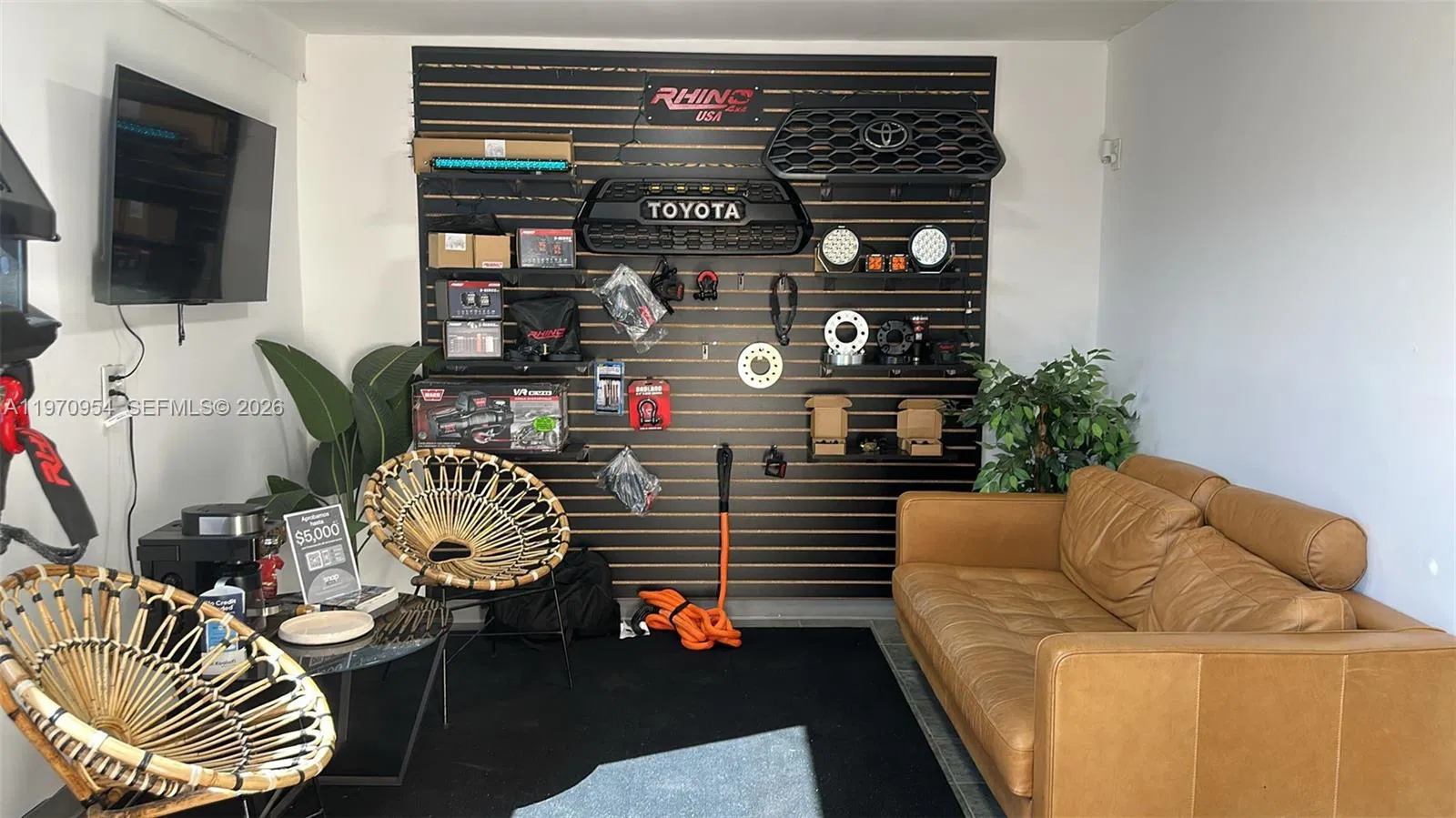 Niche Auto Parts Store with Multiple Revenue Streams