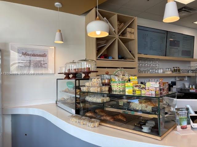 Established Argentine Bakery and Restaurant with Strong Reputation