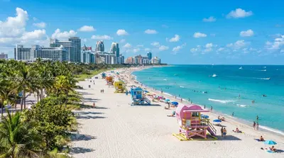 Established Beachside Restaurant and Bar in a Prime Location