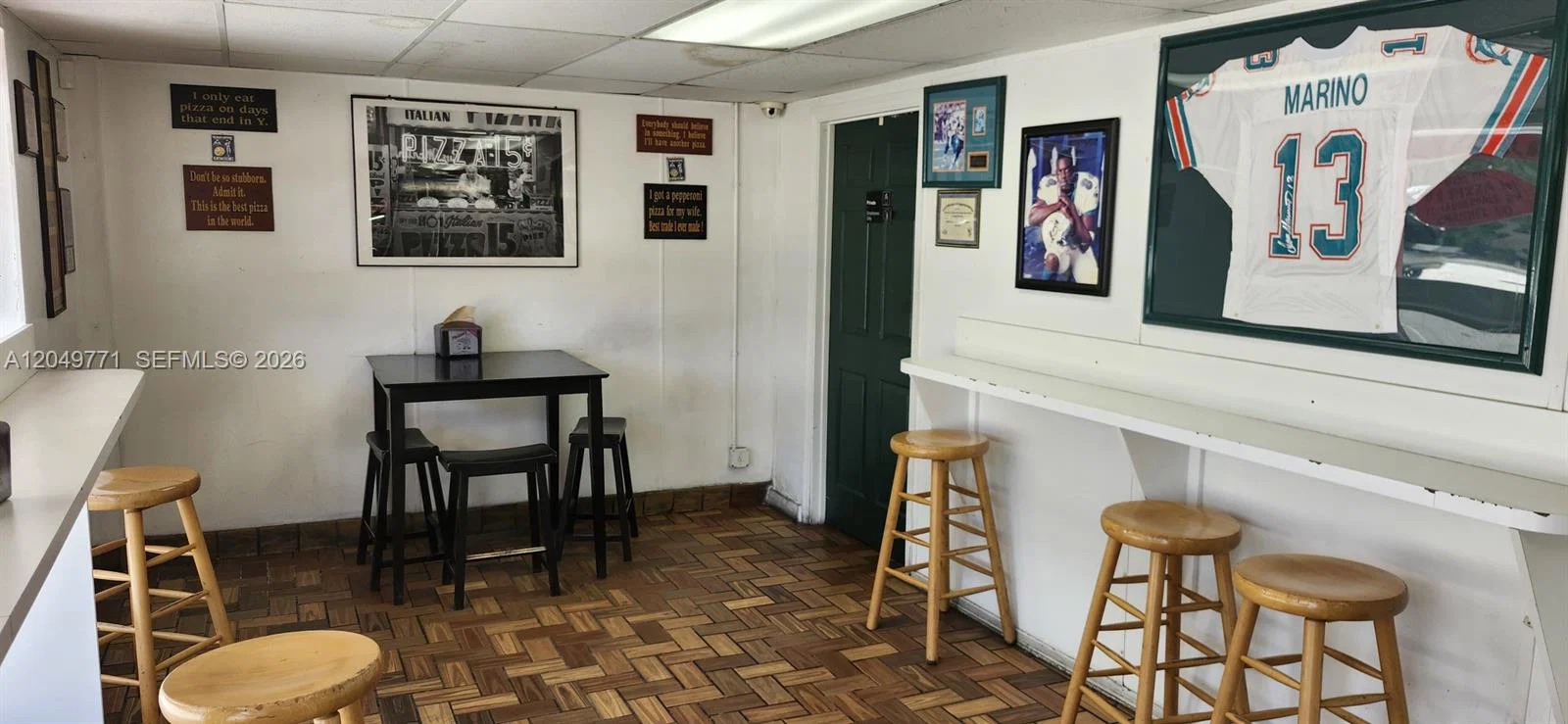 Established Fast Casual Restaurant with Prime Location and Turnkey Operations