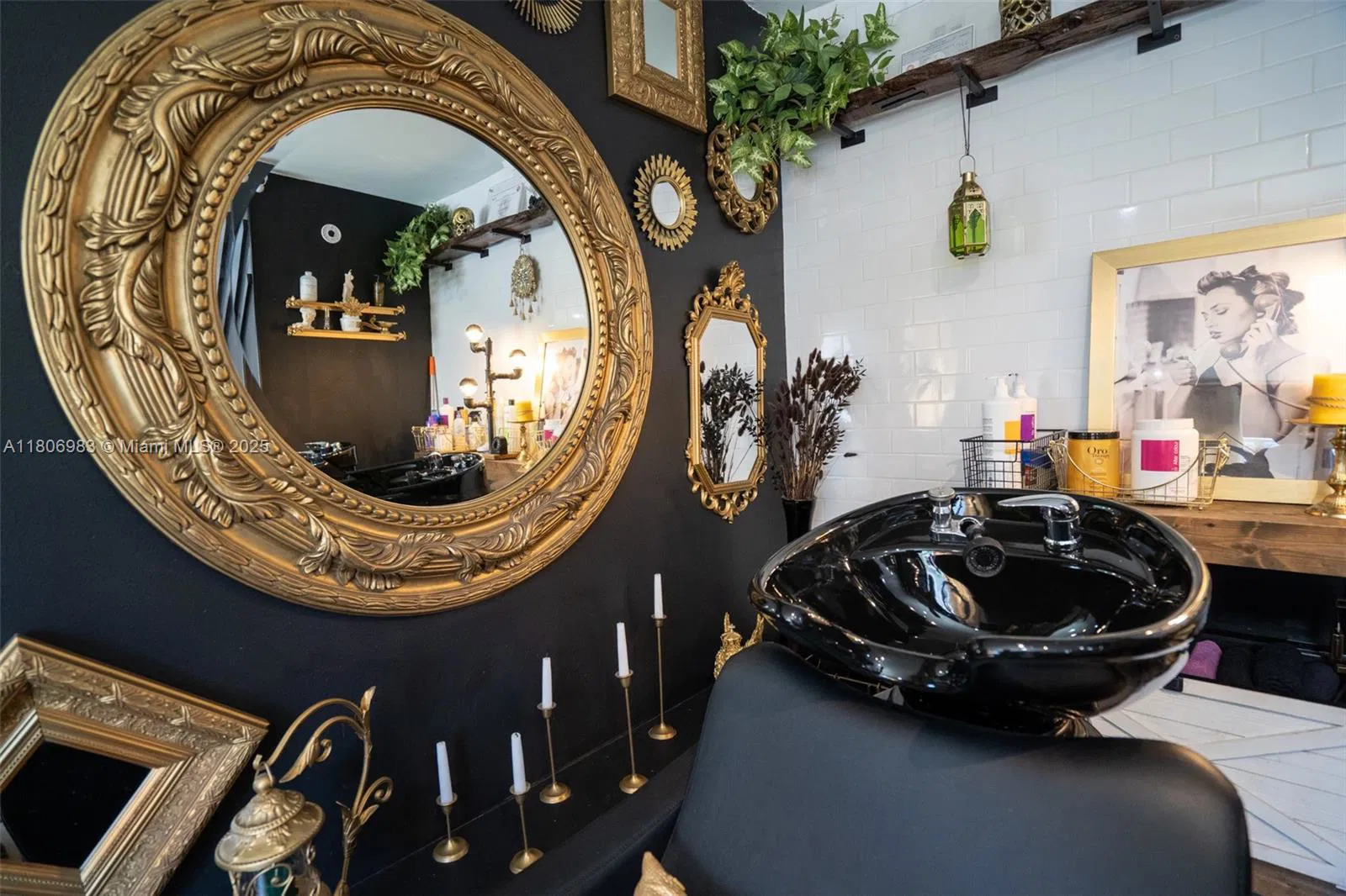 Turnkey Hair Salon in a High Traffic Location