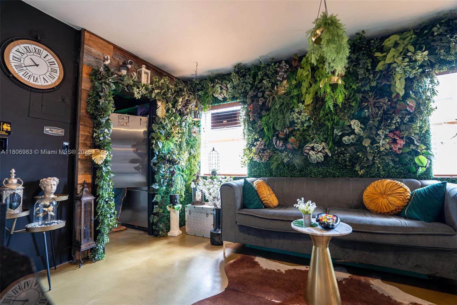 Turnkey Hair Salon in a High Traffic Location