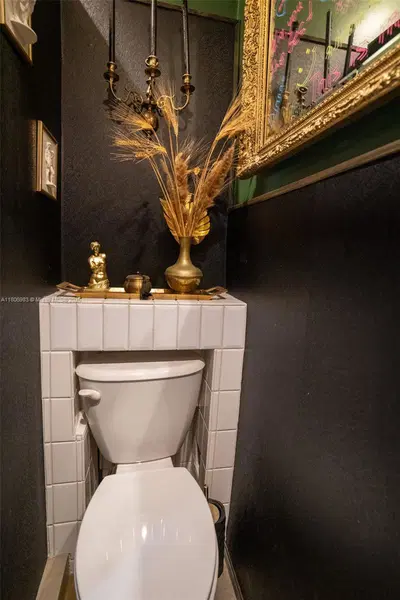 Turnkey Hair Salon in a High Traffic Location