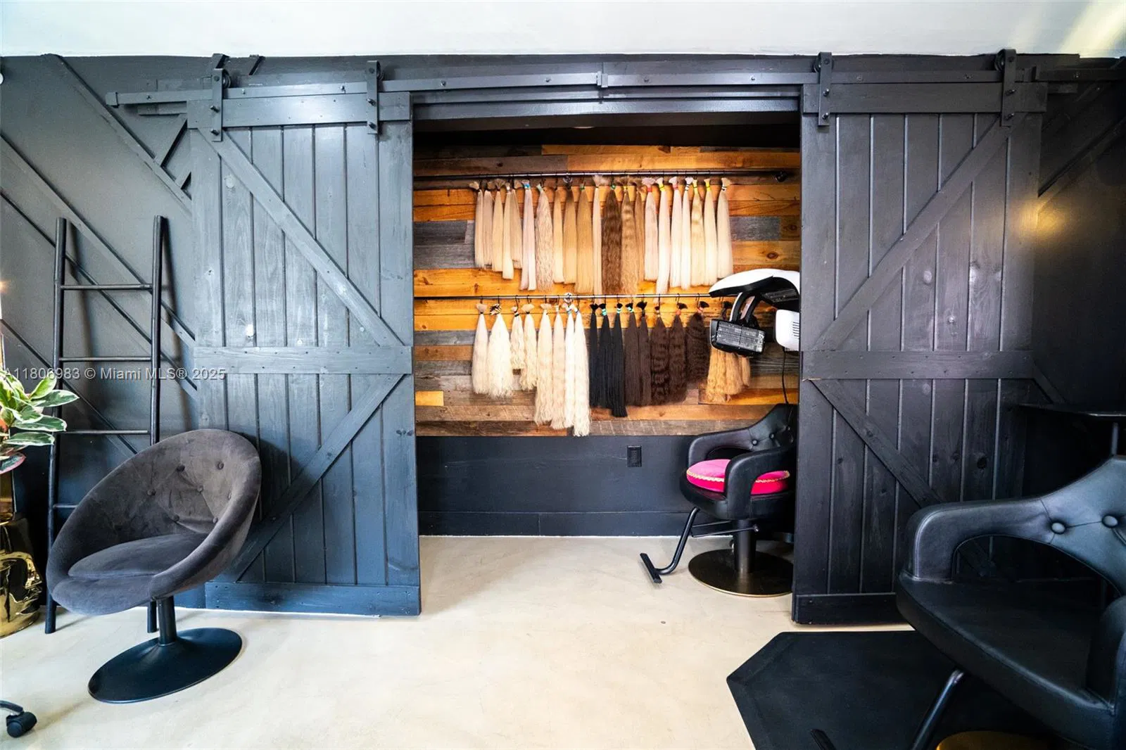 Turnkey Hair Salon in a High Traffic Location