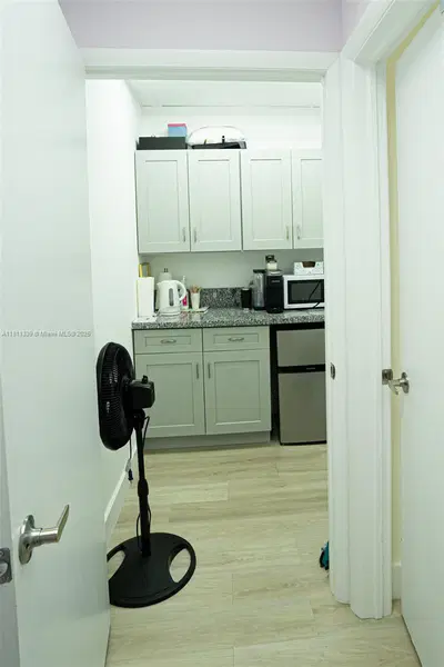 Turnkey Beauty Studio with Strong Local Clientele