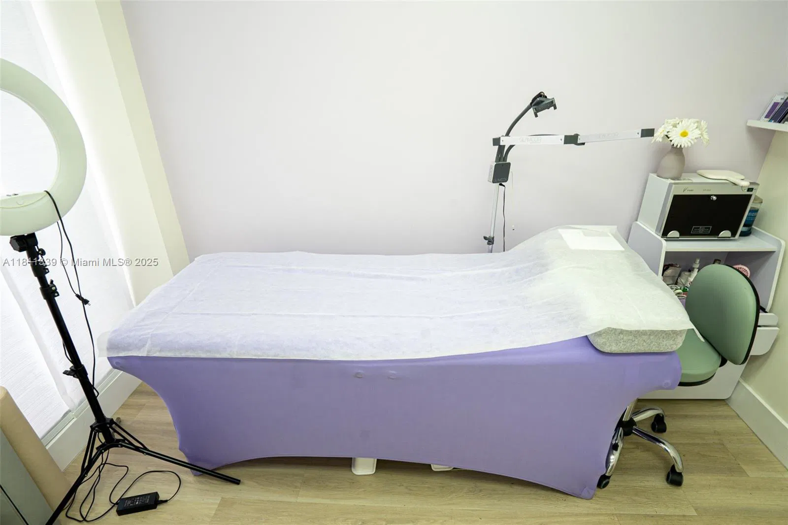 Turnkey Beauty Studio with Strong Local Clientele