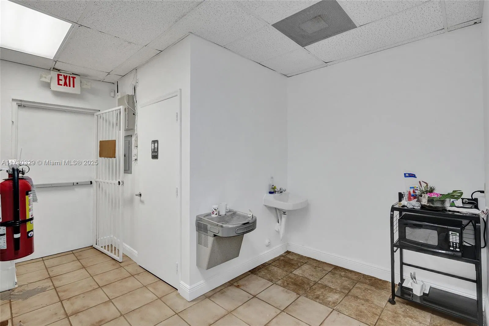 Thriving Retail Pharmacy with High Traffic Location