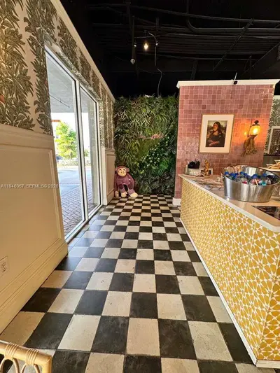 Profitable Protein Shake Business with Loyal Customer Base