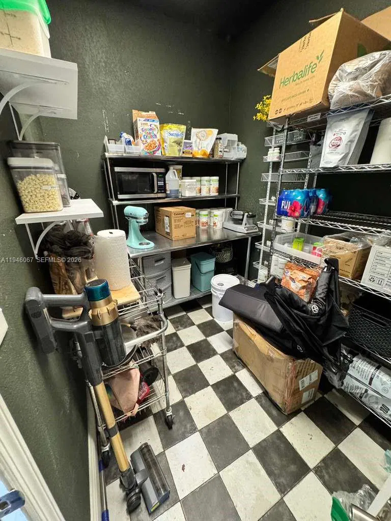 Profitable Protein Shake Business with Loyal Customer Base