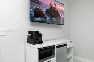 Profitable Turnkey Airbnb with Strong Year Round Demand