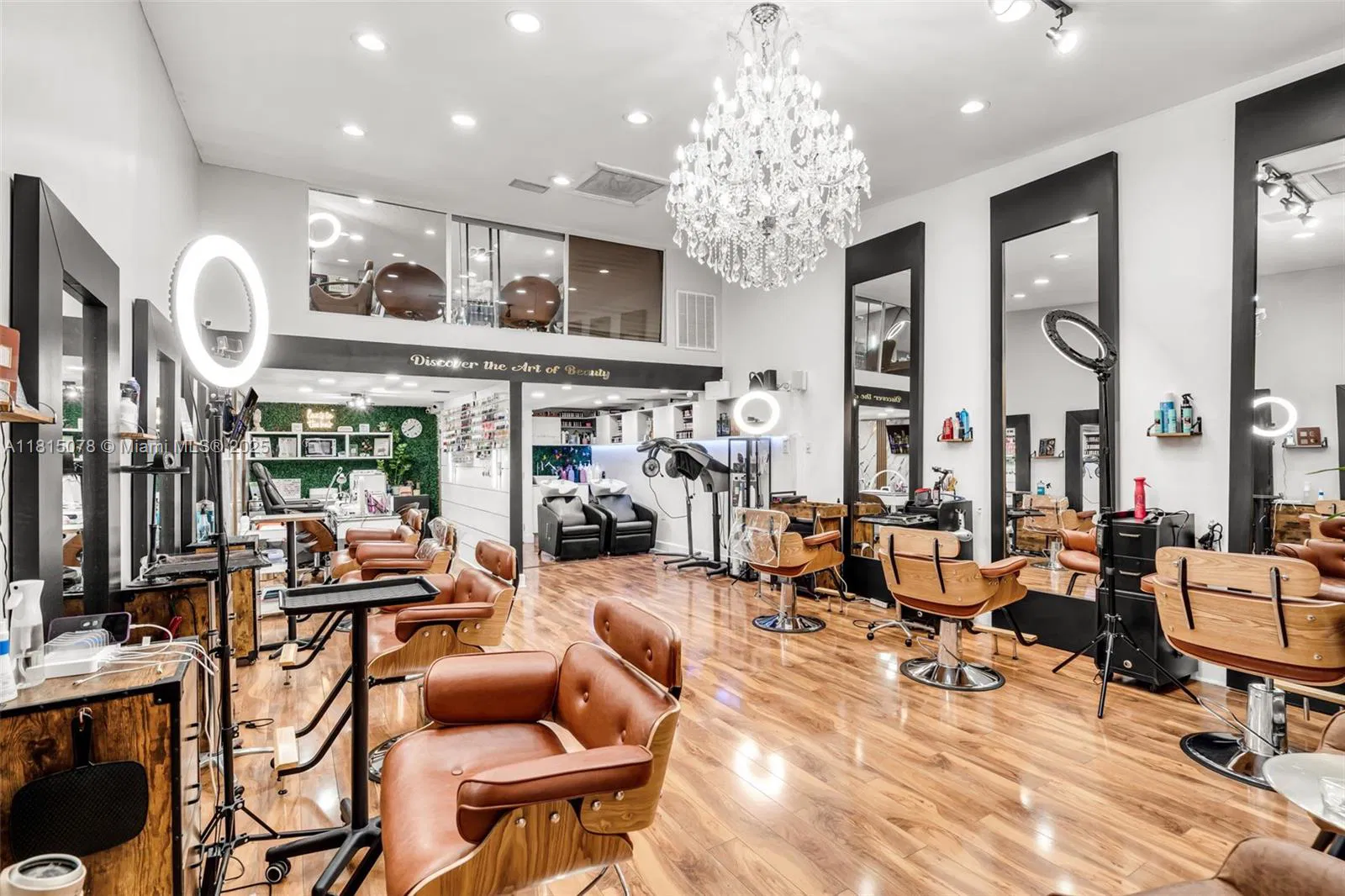 Premier Luxury Beauty Salon with Turnkey Operations