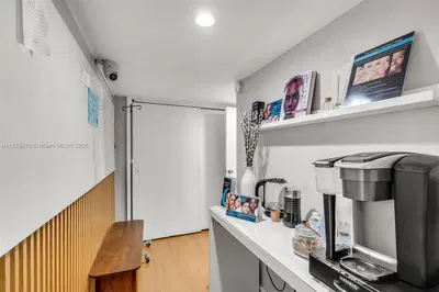 Premier Luxury Beauty Salon with Turnkey Operations