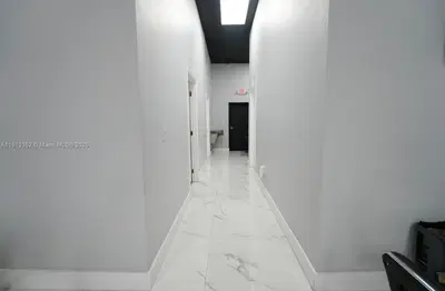 Thriving Hair Salon with Turnkey Operations