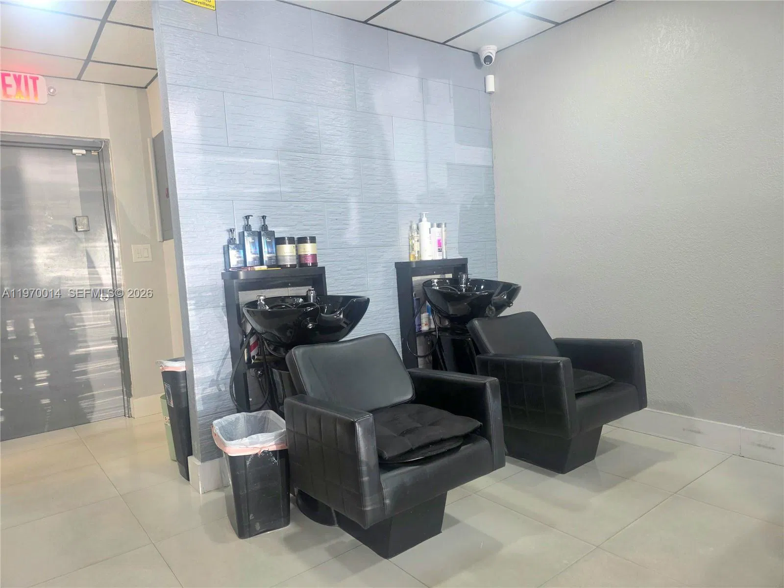 Turnkey Beauty Salon with Strong Employee Retention