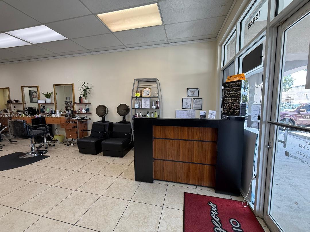 Thriving Beauty and Nail Salon with Prime Location