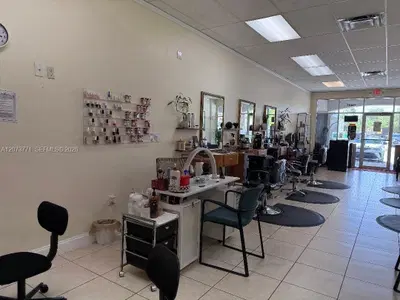 Thriving Beauty and Nail Salon with Prime Location