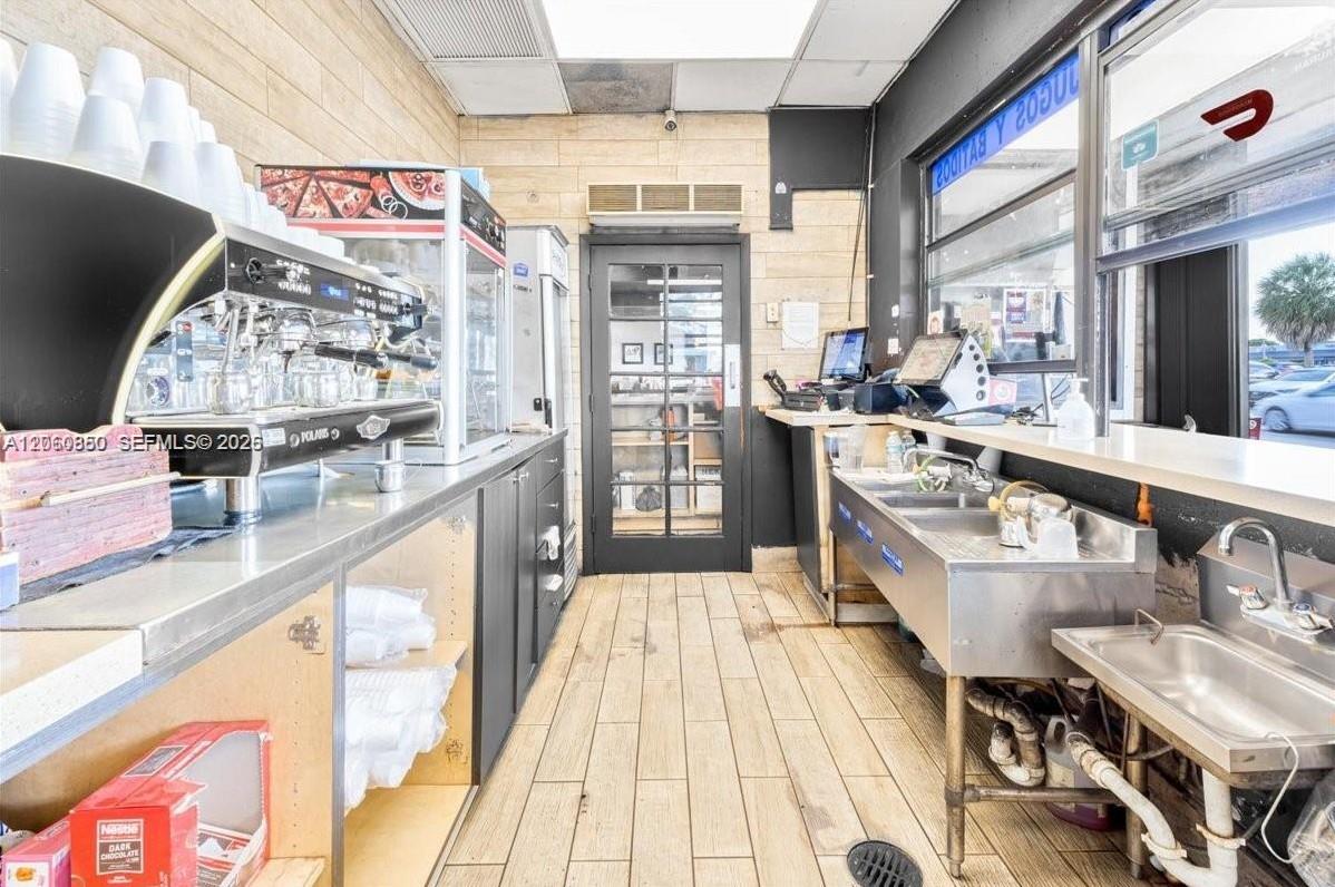 Established Restaurant with Long History of Community Service