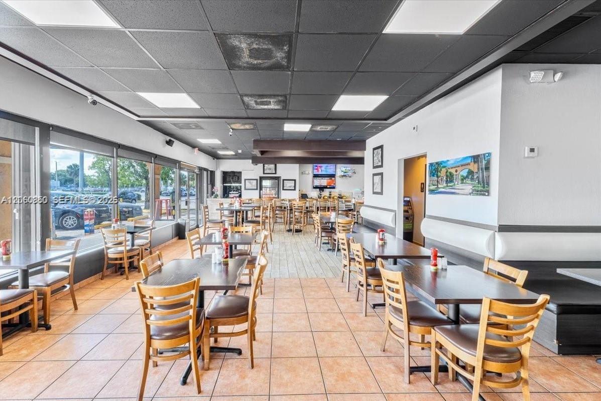 Established Restaurant with Long History of Community Service