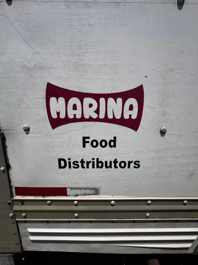 Niche E commerce Distributor with Supermarket Chain Relationships