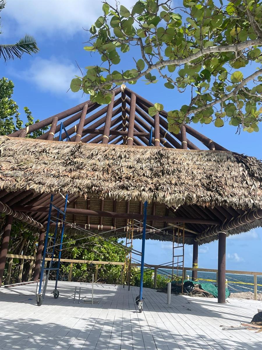 Premier Outdoor Living Contractor with High End Custom Builds
