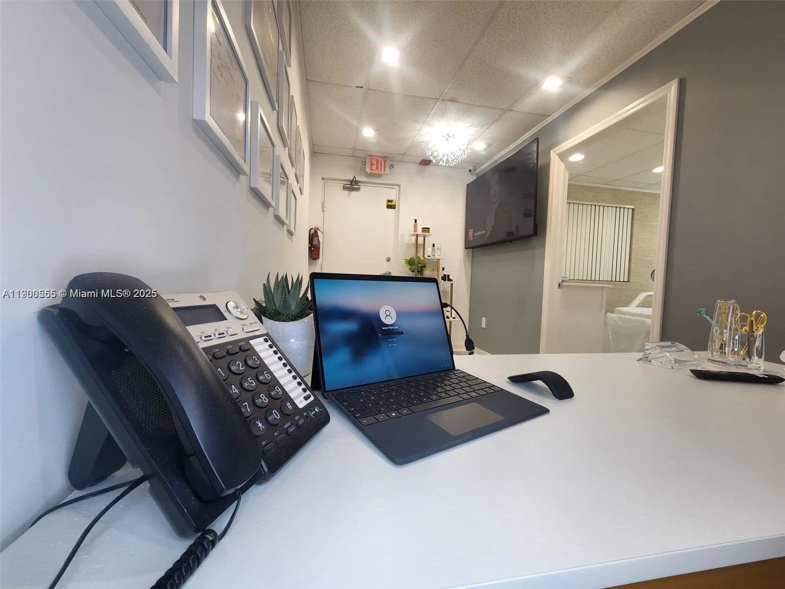 Turnkey Spa with Established Clientele