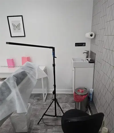 Turnkey Spa with Established Clientele