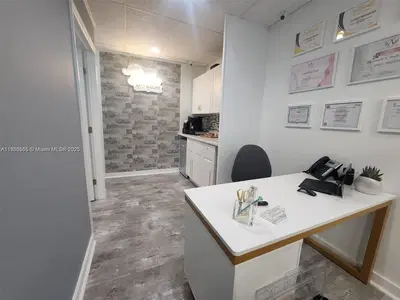 Turnkey Spa with Established Clientele