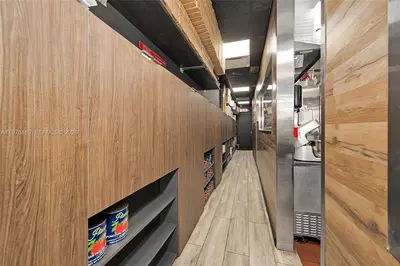 Turnkey Pizzeria with Prime Location and Growth Potential