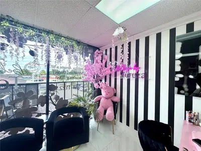 Thriving Hair Salon with a Rapidly Growing Customer Base