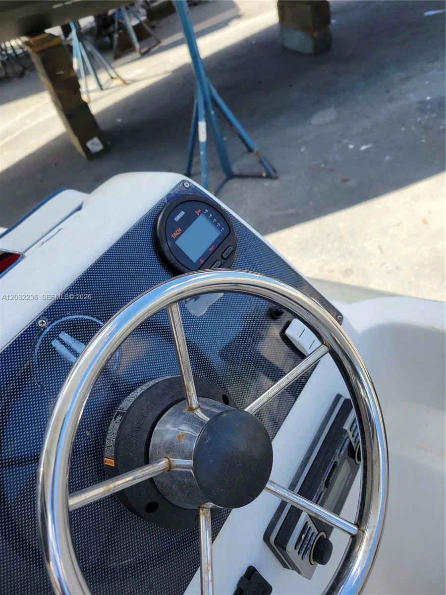 Established Mobile Marine Service with Active Luxury Vessel Clientele