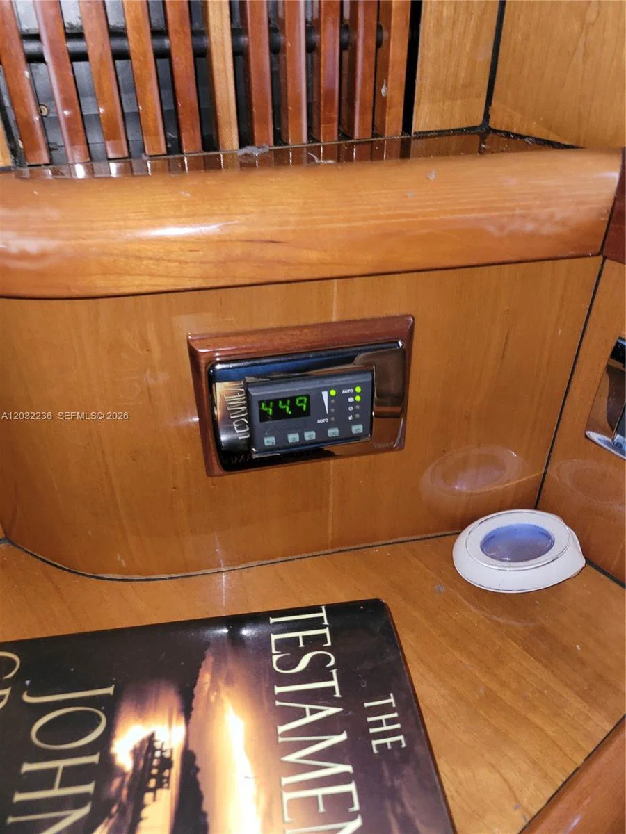 Established Mobile Marine Service with Active Luxury Vessel Clientele