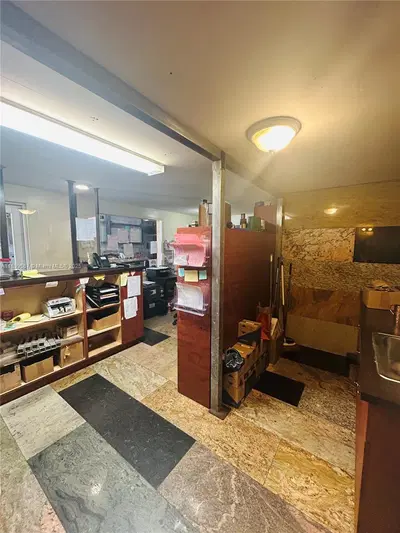 Established Aluminum Fence and Gate Manufacturer with Turnkey Operations