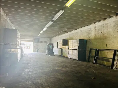 Established Aluminum Fence and Gate Manufacturer with Turnkey Operations