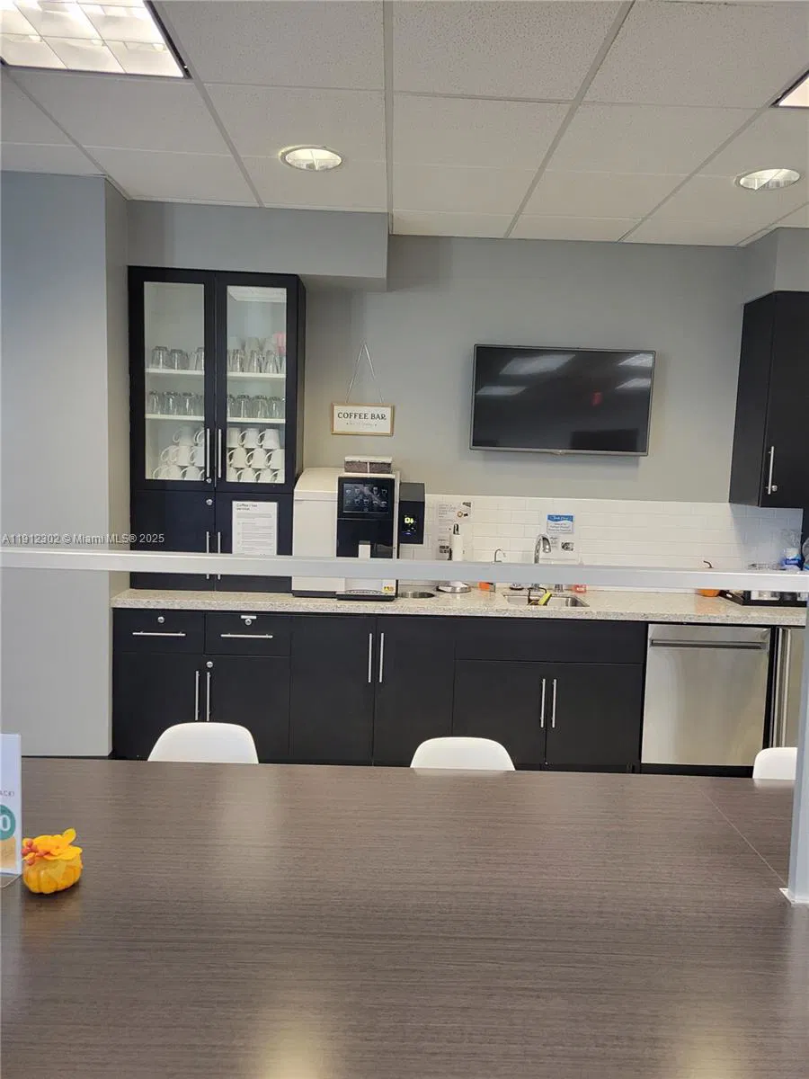 Growing Insurance Agency with Direct Progressive Appointments