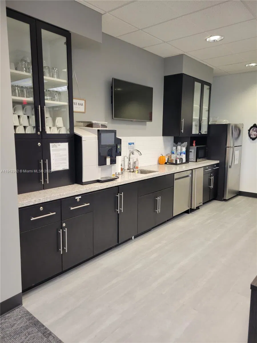 Growing Insurance Agency with Direct Progressive Appointments