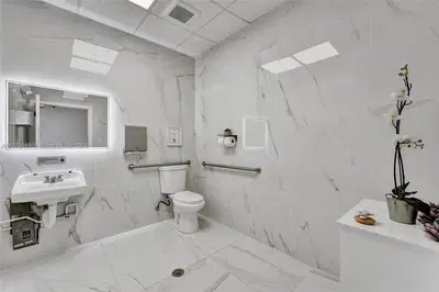 Thriving Beauty Spa with Loyal Clientele